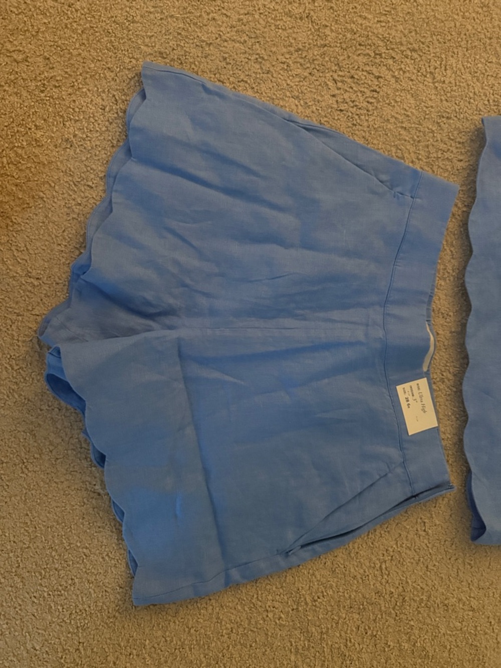 Abercrombie 2 piece scallop set - Picture 2 of 4